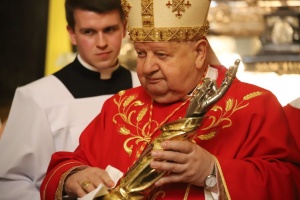 kardynał stanisław dziwisz